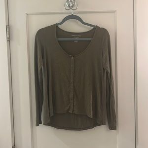 American Eagle long sleeve